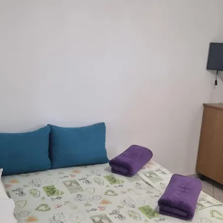 شقة Marija